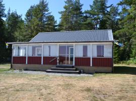 Värmlandsnäs Valdersrud Stenröse, cottage in Säffle