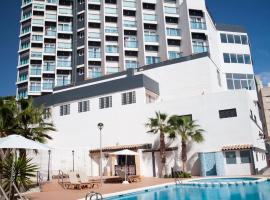 La Familia Gallo Rojo, hotel v destinácii El Campello