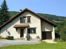 Chalet in Saint-Jean near Lake of Laffrey