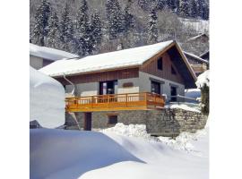 Chalet in Paradiski ski area, hotel in Le Villard