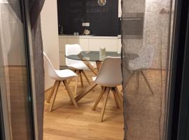 Home Diano Marina, hotel in Diano Marina