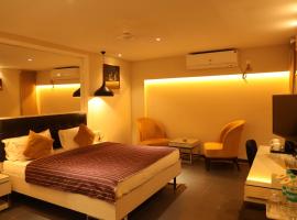 Hotel KC Palace, hotel near Raja Bhoj Domestic Airport - BHO, Bhopal
