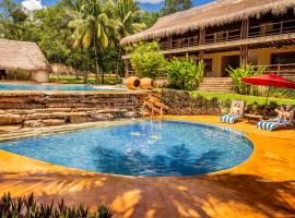 The Lodge At Uxmal: Uxmal'da bir orman evi