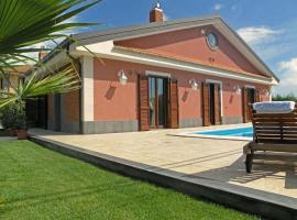 VILLA VITTORIA, hotel v destinaci Pedara