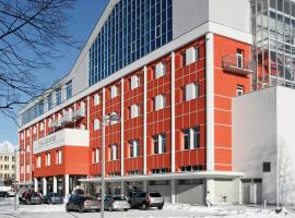 Hotel Spolcentrum – hotel w Świcie