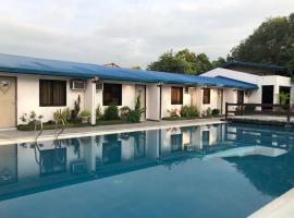 Innerville Resort Hotel, Hotel in Agoo