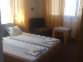 Svetla Guest House, hotel in Primorsko