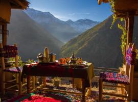 Berber Family Lodge، فندق في إمليل