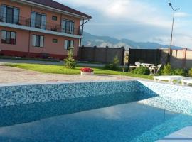 Булак, hotel v destinaci Tamchy