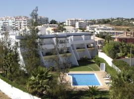 Cardeira Holiday Apartments