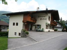 Gästehaus Christoph, homestay di Ried im Zillertal