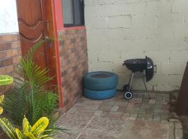 Hugo's relax home (Suite), cheap hotel in Ayangue