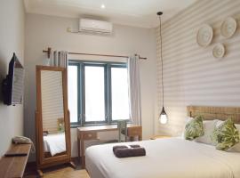 Grhatama Guest House, hotell i Yogyakarta