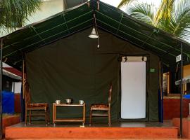 Tent-O-Treat Premium Rooms near Dapoli, tjaldstæði í Dāpoli