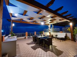Sunset Penthouse, hotel med parkering i Pizzo