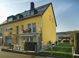 Gästehaus Edith, 4-Sterne für 2 Personen, hotel in Trittenheim
