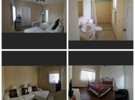 De Alamo hostel, hostel din Rosarito