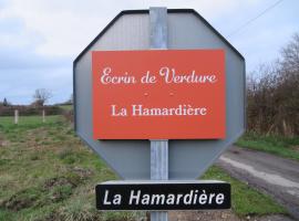 Ecrin de Verdure, hotelli kohteessa Sainte-Suzanne