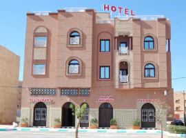 Hotel AMOUDOU فندق أمودو, готель у місті Тізніт