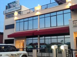 Airport Plaza Hotel, hotel v Jube