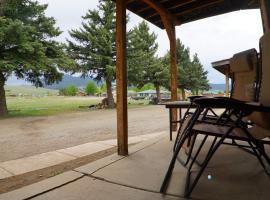 Eagle Nest Fly Shack & Lodge, hotel v destinaci Eagle Nest