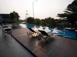 Riverawan Hotel, hotel en Chanthaburi