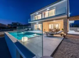 Villa Olea, luxury retreat with nature blend