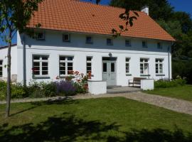 Traumhaftes Luxus-Ferienhaus، مكان عطلات للإيجار في Warnkenhagen
