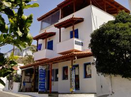 Hydroussa Apartments, hotel em Batsi
