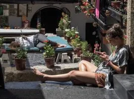 Intro Hostels Cusco