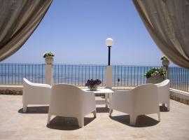 Villa Punta Piccola sul mare, hotel i Porto Empedocle