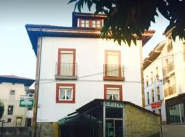 Pensión Gijonés: Cangas de Onís'te bir otel