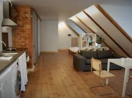 Studio Apartment by the Dome Square