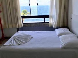 Flat Vista Mar Frente ou Lateral na Barra em Salvador、サルバドールのホテル