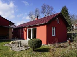 Summer House, hotel com estacionamento em Česká Kamenice