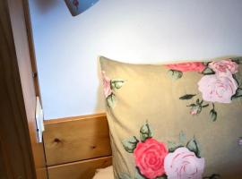 Civico 10, hotel en Candide