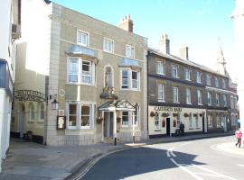 Calverts Hotel - Newport, Isle of Wight --- Car Ferry Optional Extra 92 pounds Return from Southampton, hotell i Newport