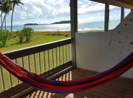 Chalet Olas del Sol, cottage in Punta Santiago