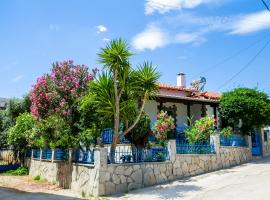 Villa Evis: Potos'ta bir otel
