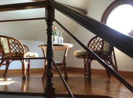 Rose Garden Mezzanine, bed and breakfast en Giverny