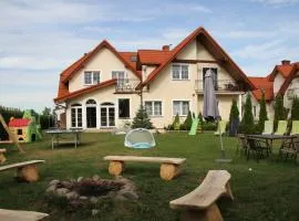 Dworek Łeba i Domki Ranczo Itrich