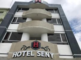 Hotel Seny, hotel i Ambato