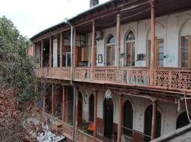 Grandma`s Hotel