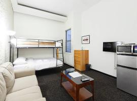 Temple Place Suites 2+3, apartemen di Boston