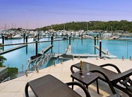 Pavillion 3 Absolute Waterfront 4 Bedroom 2 Lounge Room and Golf Buggy