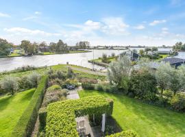 Quo Vadis, hotel en Grou