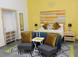 A Touch of Grace, hotel cerca de Santuario de aves OPM Prozesky, Potchefstroom