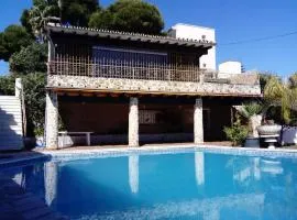 Villa con piscina privada