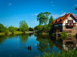 Dom na wodzie Mazury – obiekty na wynajem sezonowy w mieście Targowo