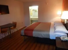 Motel 6-Warner Robins, GA